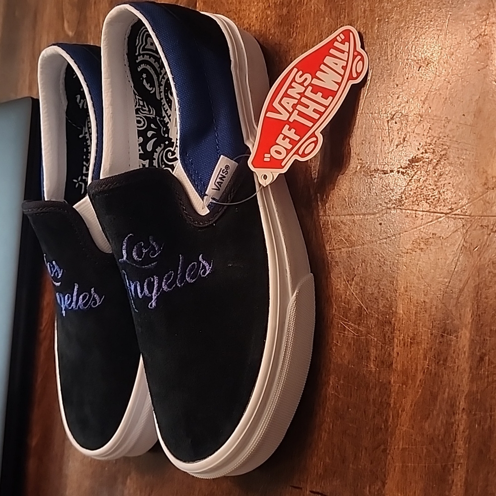Never worn hard to find Los Angeles Van's